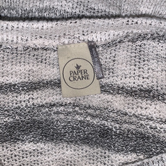 Paper Crane Anthropologie Boho Empire white Grey Crop Crochet Knit Scoop Sweater - Picture 7 of 7